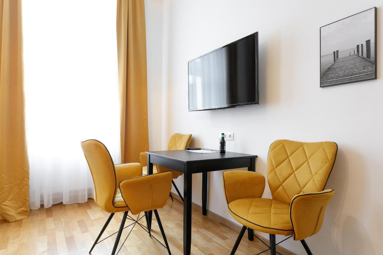 Wf-apartment Westbahnhof * Vienna
